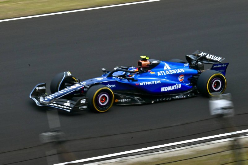 🏁#F1 观赛二周目 #traveling一周前，第二次作为赛场观众的我亲历了 2025 喜力 F1 上海大奖赛的周末赛程