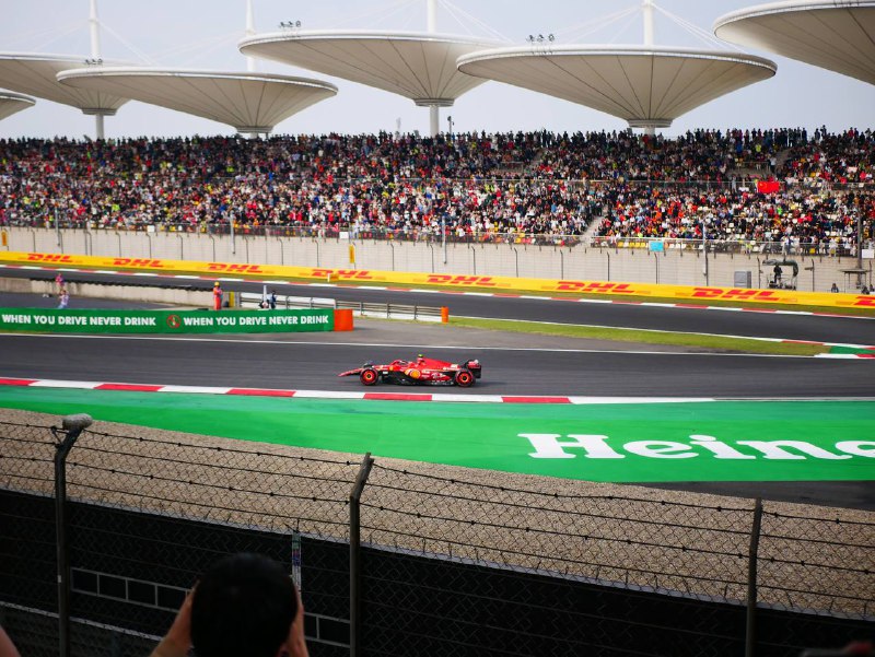 🏁#F1 观赛人生初体验 #traveling疫情期间朋友推荐我看了一部关于🏎 F1 的纪录片 极速争胜 ，便从此成了 F1 路人粉